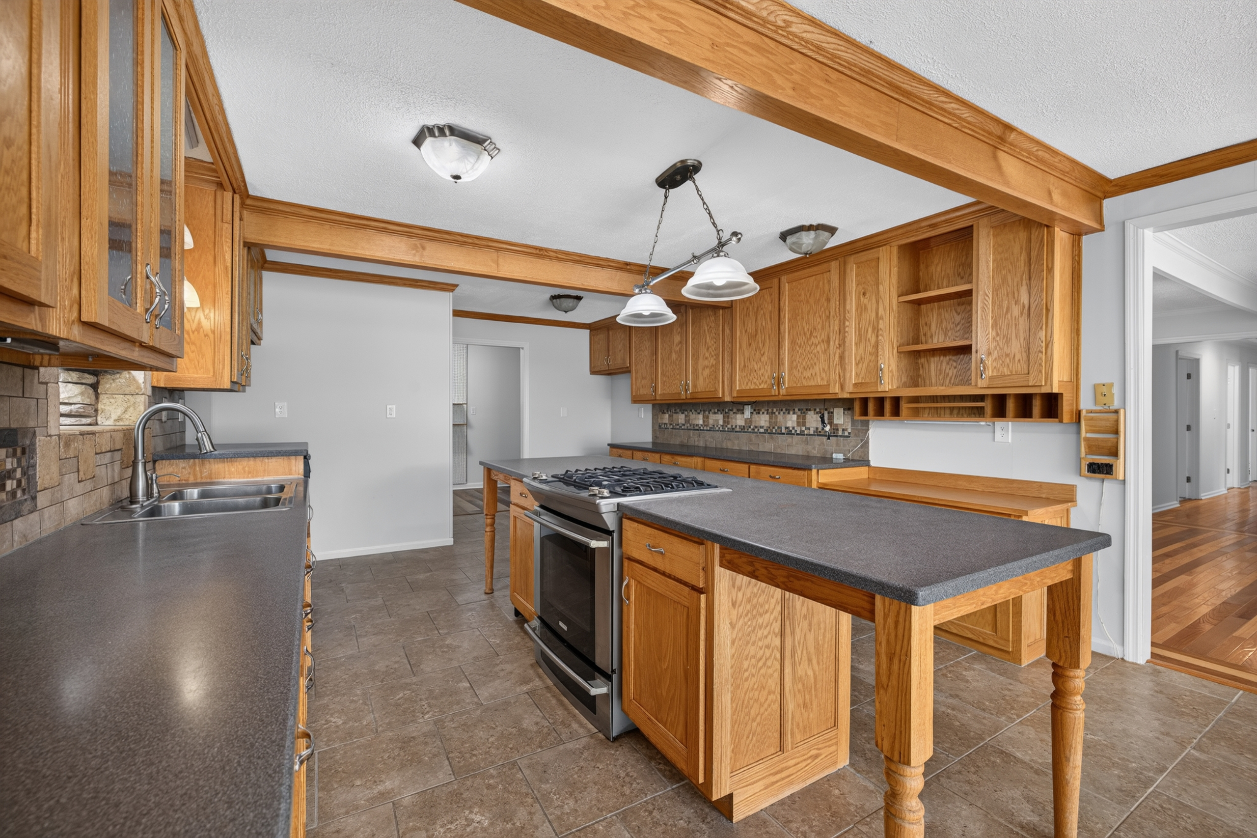 Kitchen tile flooring and island
