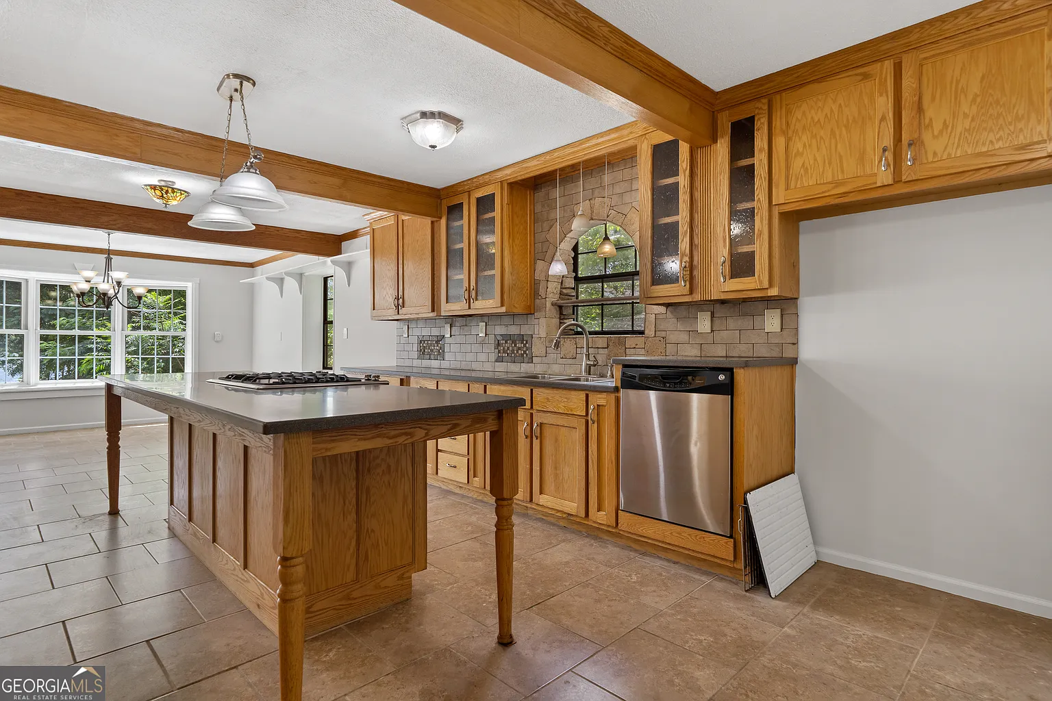 Kitchen sink area